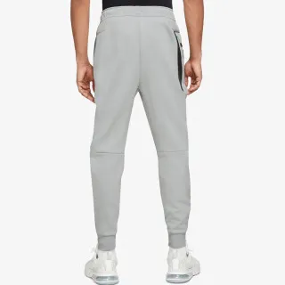 Nike SPORTSWEAR TECH FLEECE 