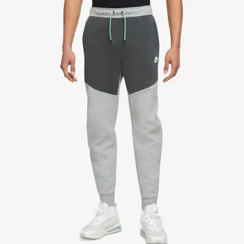 Nike SPORTSWEAR TECH FLEECE 