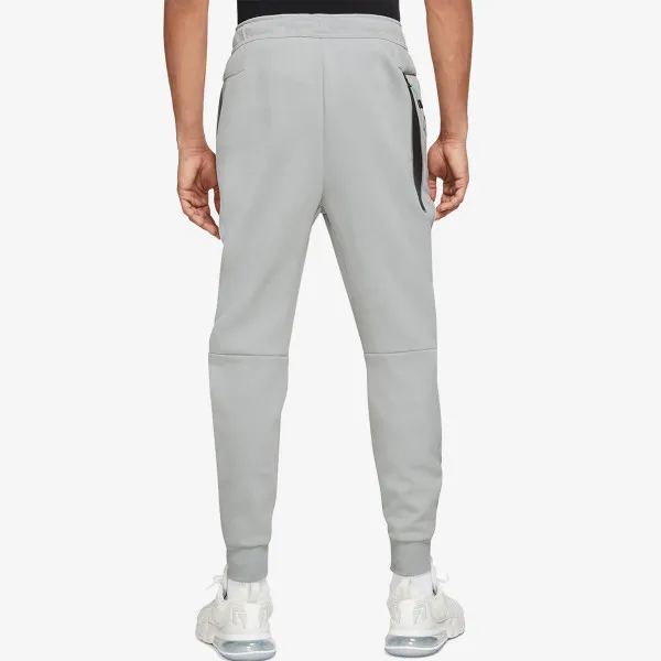 Nike SPORTSWEAR TECH FLEECE 