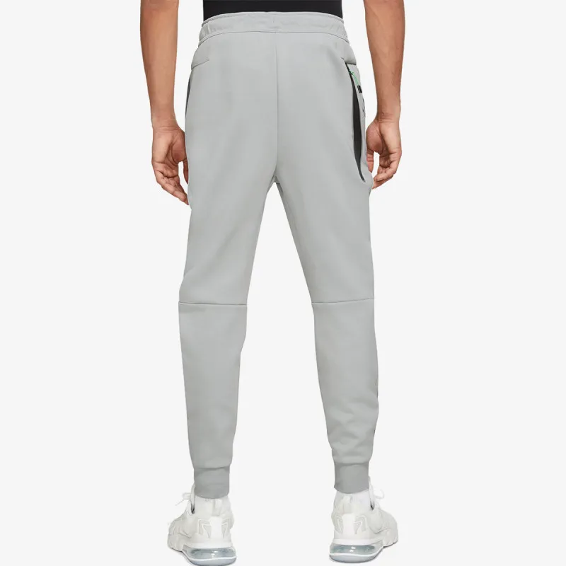 Nike SPORTSWEAR TECH FLEECE 