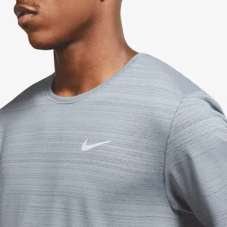 Nike Miler 