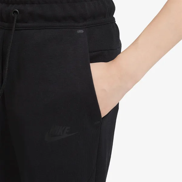 Nike Sportswear Tech 