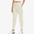Nike Sportswear tech 