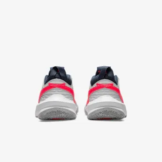 Nike Team Hustle D 10 