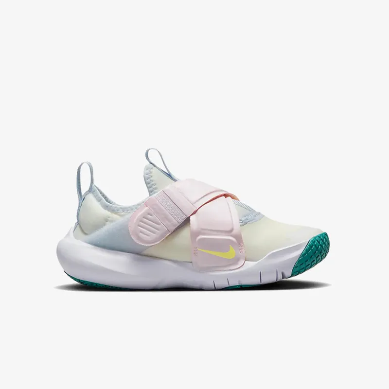 Nike FLEX ADVANCE 