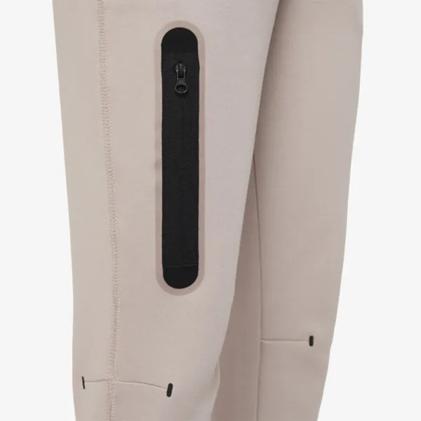 Nike Sportswear Tech Fleece 