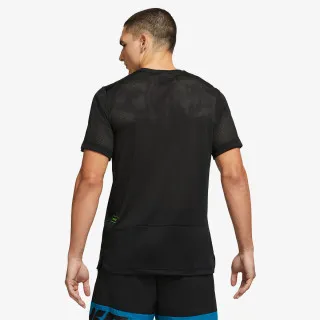 Nike SPORT CLASH 