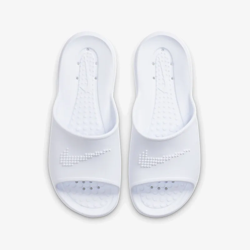 Nike Victori One 