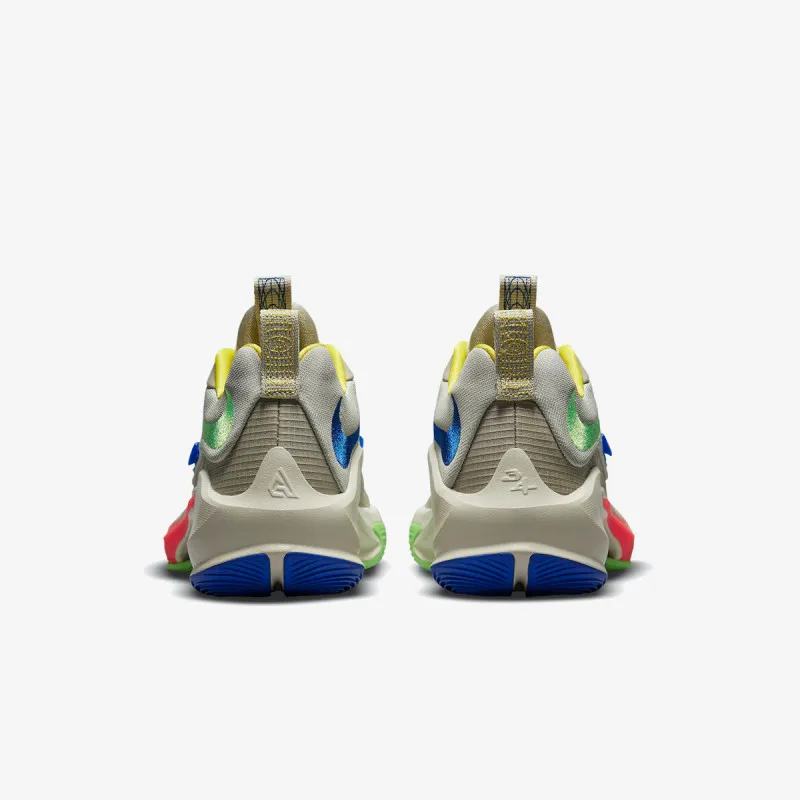 Nike ZOOM FREAK 3 