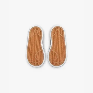 Nike Court Legacy 