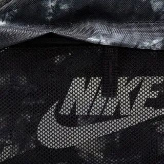 Nike Elemental 