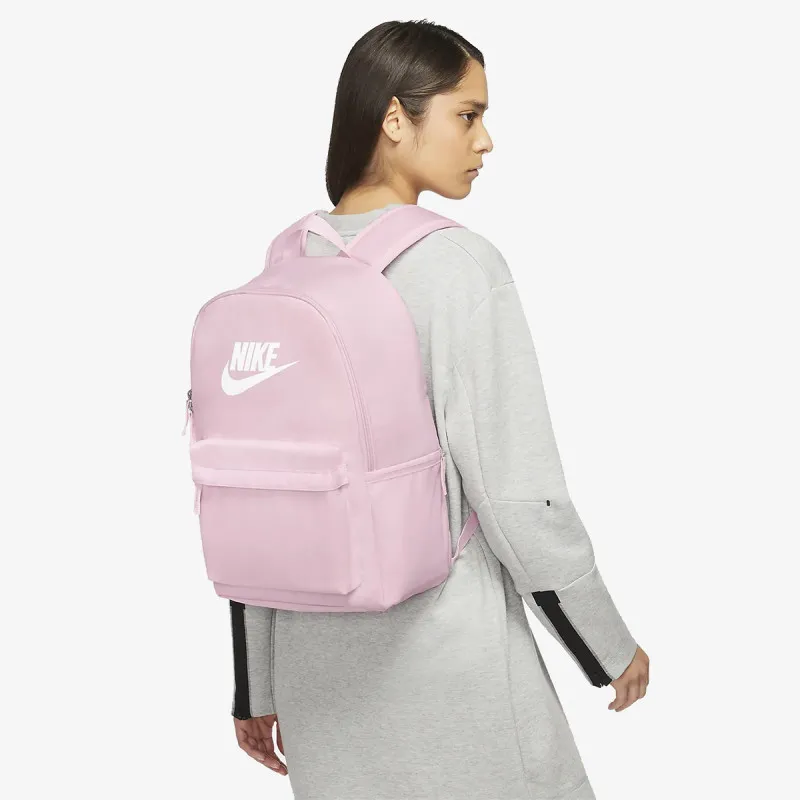 Nike Heritage 
