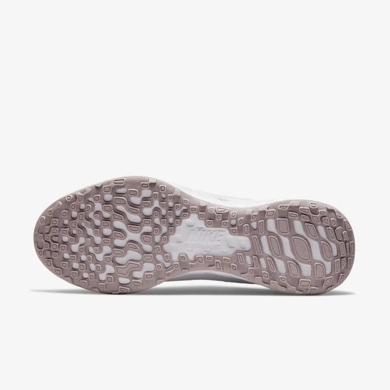 Nike Revolution 6 Next Nature Premium 