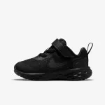 Nike Revolution 6 