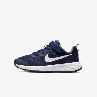 Nike Revolution 6 
