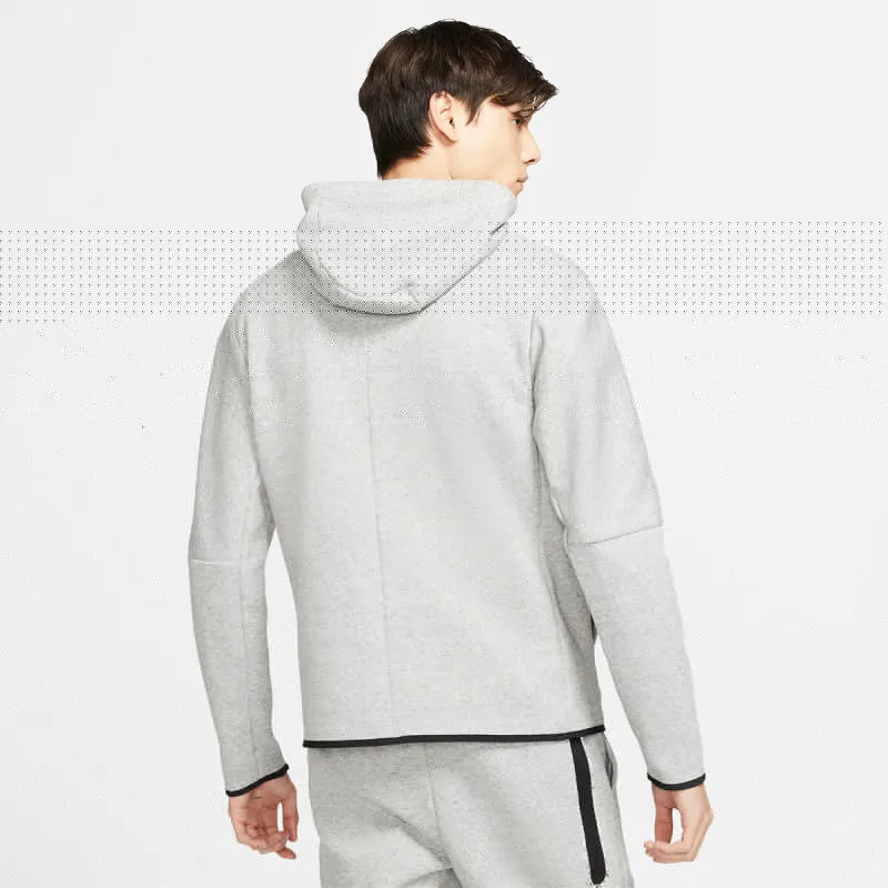 Nike Sportswear Tech 
