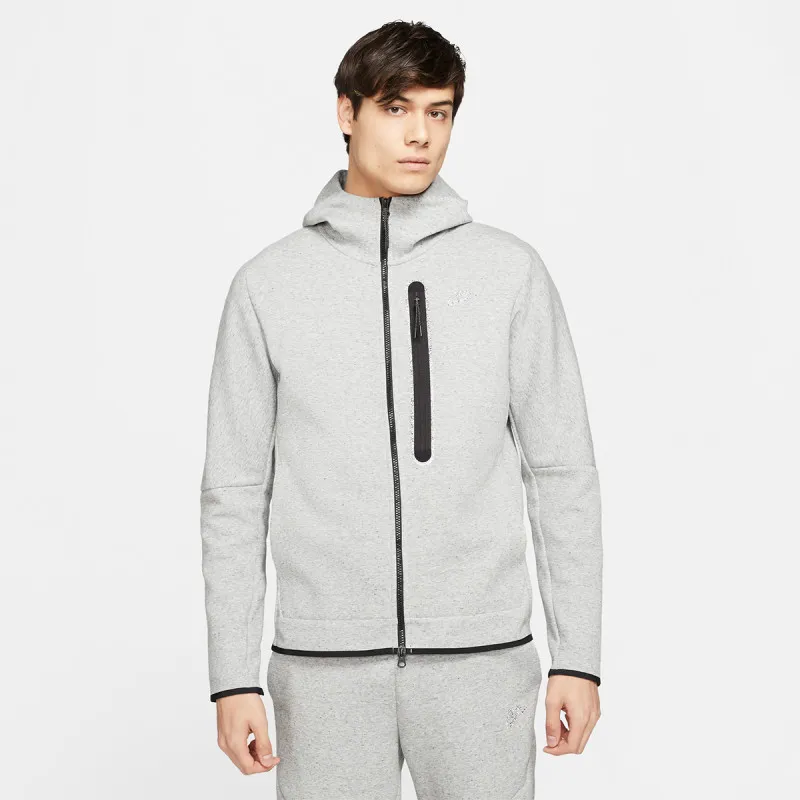 Nike Sportswear Tech 