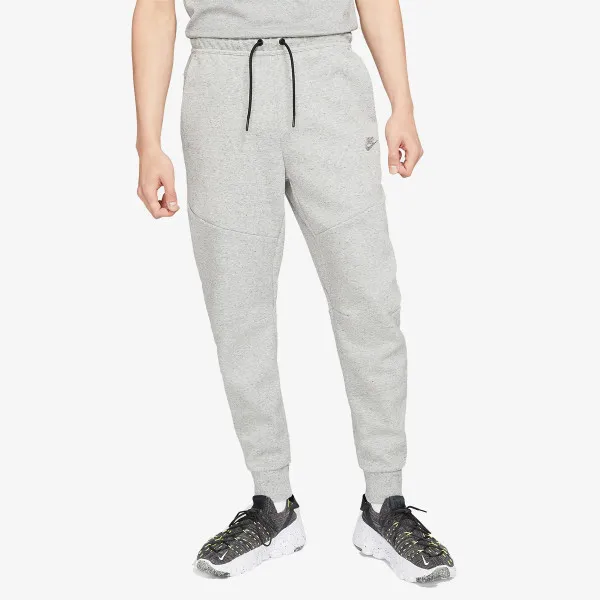 Nike Sportswear Tech 