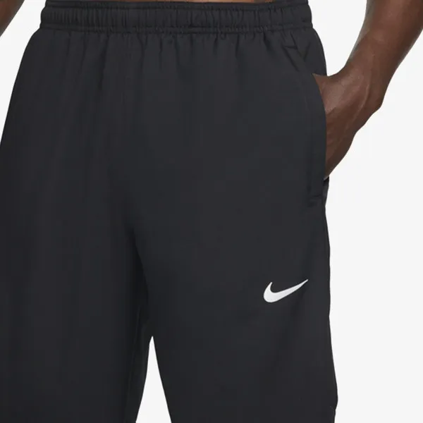 Nike Dri-FIT Challenger 