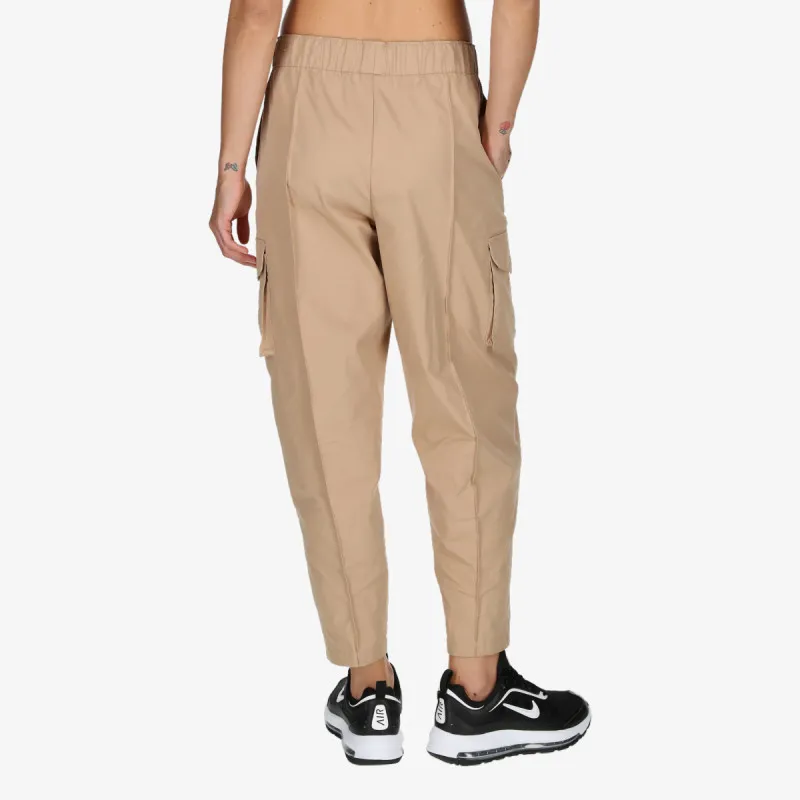 Nike Sportswear Essential 