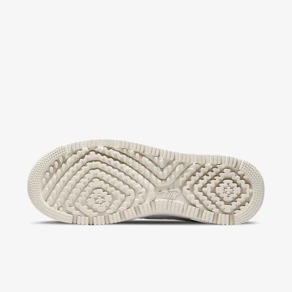 Nike AIR FORCE 1 LUXE 