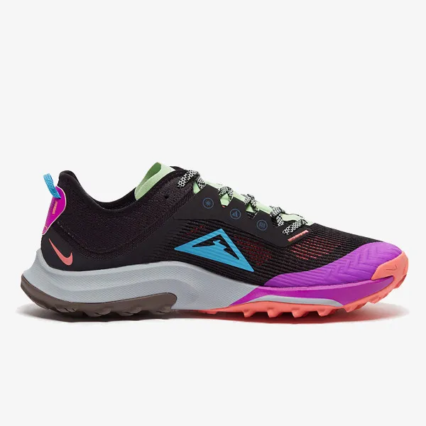 Nike Air Zoom Terra Kiger 8 