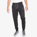 Nike Sportswear Sport Essentials+ 