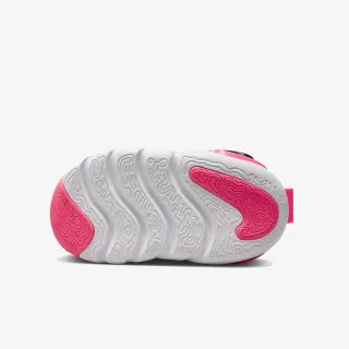 Nike Dynamo Go 