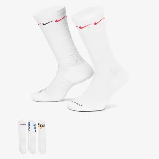 Nike Everyday Plus Cushioned 