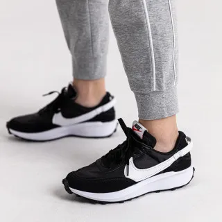 Nike Waffle Debut 