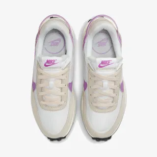 Nike Waffle Debut 