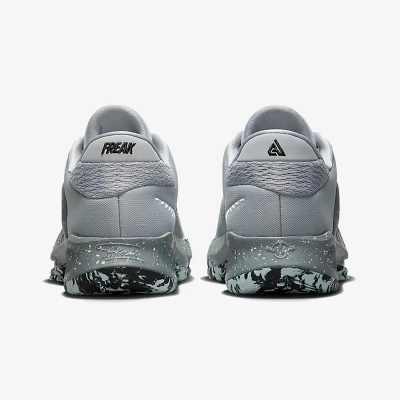 Nike Zoom Freak 4 
