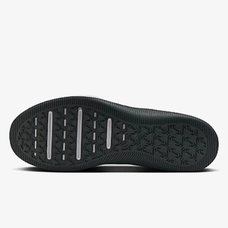 Nike <br />MC Trainer 2 