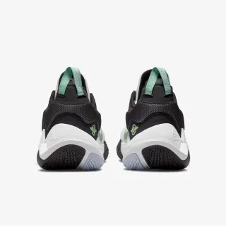 Nike Giannis Immortality 2 