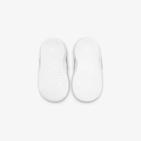 Nike FORCE 1 LV8 