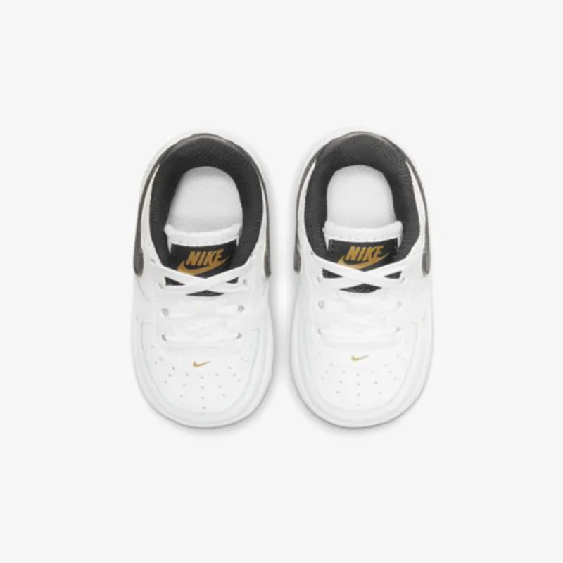 Nike FORCE 1 LV8 