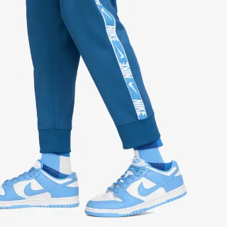 Nike Sportswear Repeat 