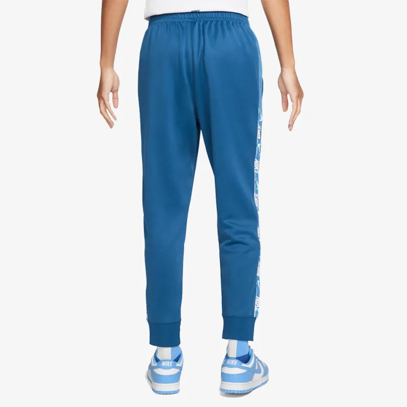 Nike Sportswear Repeat 