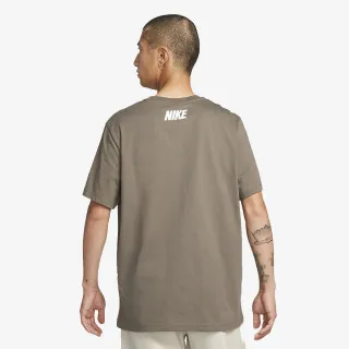 Nike Sportswear 