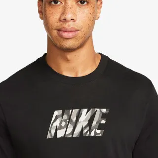Nike Sport Clash 