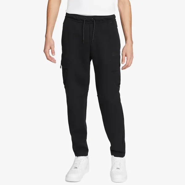 Nike Sportswear 