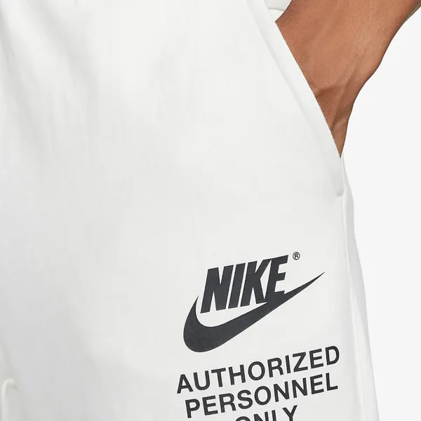 Nike Sportswear 