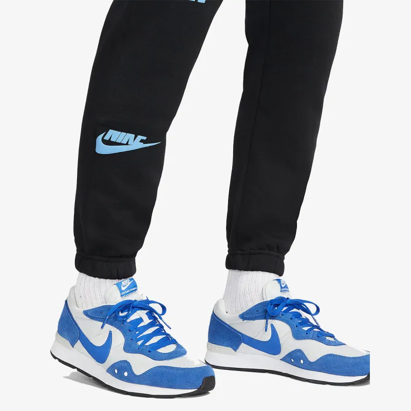 Nike Sportswear Sport Essentials+ 