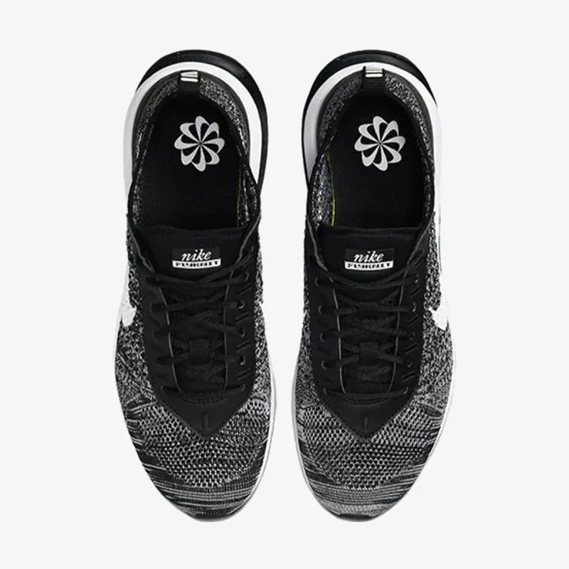 Nike Air Max Flyknit Racer 