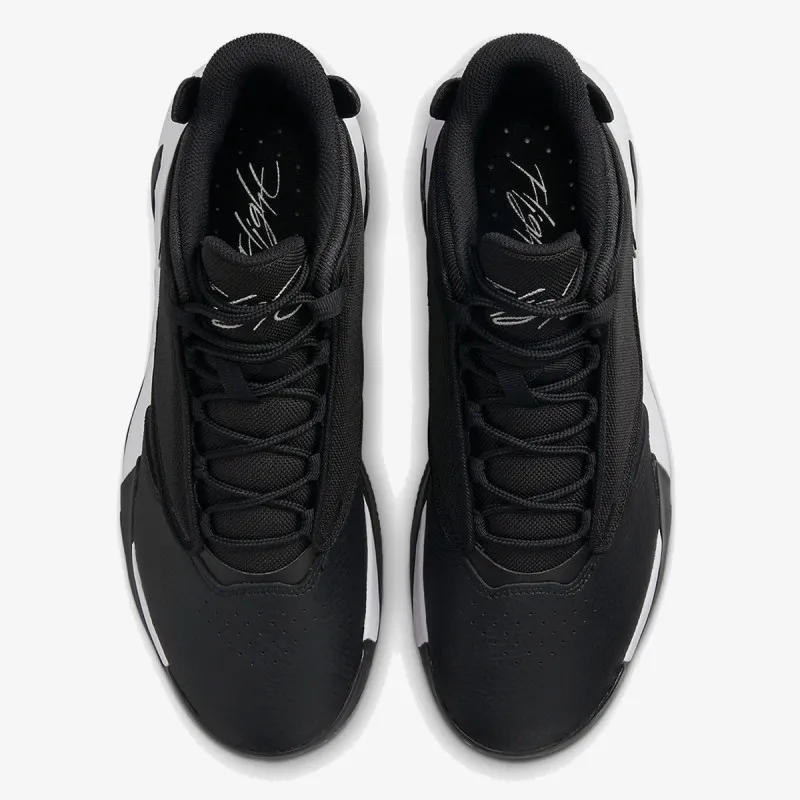 Nike Jordan Max Aura 4 