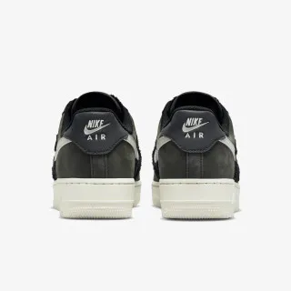 Nike WMNS AIR FORCE 1 MEM 4 