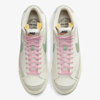 Nike Blazer Mid ’77 