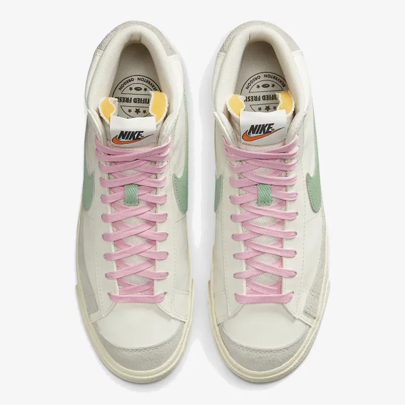 Nike Blazer Mid ’77 