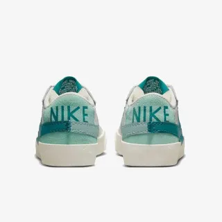 Nike Blazer Low '77 Jumbo 