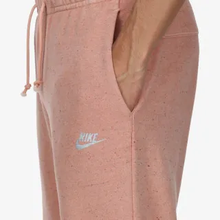 Nike Club Fleece+ 